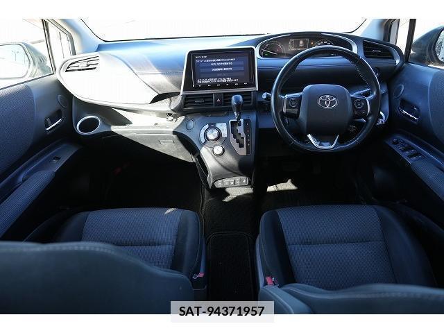 Toyota SIENTA 2021-07 7815606-2