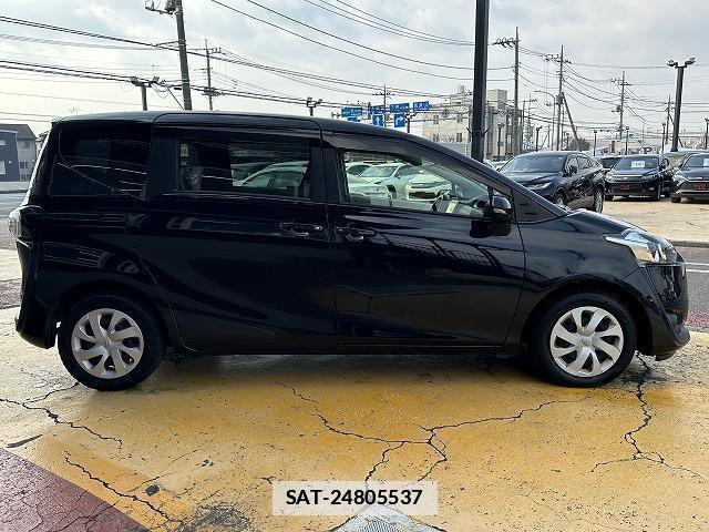 Toyota SIENTA 2016-02 7815621-16