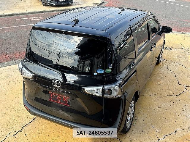 Toyota SIENTA 2016-02 7815621-19