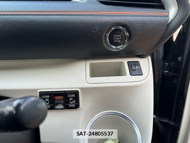 Toyota SIENTA 2016-02 7815621-7