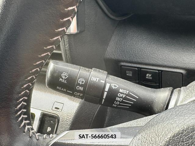 Toyota SIENTA 2018-11 7815636-14