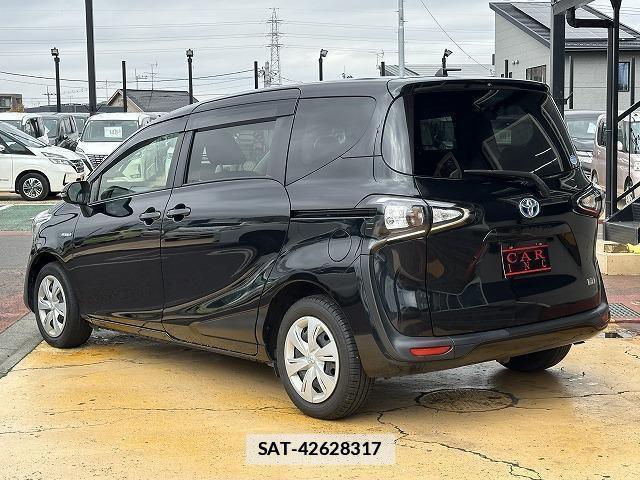 Toyota SIENTA 2018-12 7815644-19