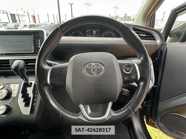 Toyota SIENTA 2018-12 7815644-2