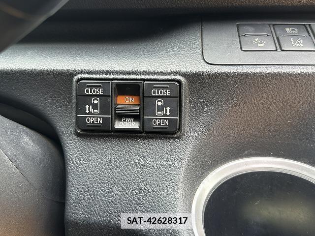 Toyota SIENTA 2018-12 7815644-6