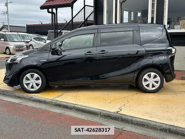 Toyota SIENTA 2018-12 7815644-8