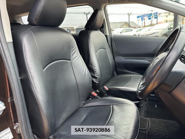 Toyota SIENTA 2017-05 7815679-18