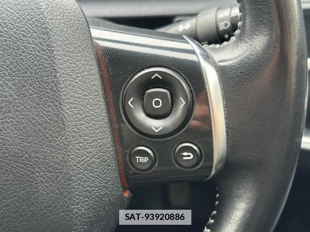 Toyota SIENTA 2017-05 7815679-5