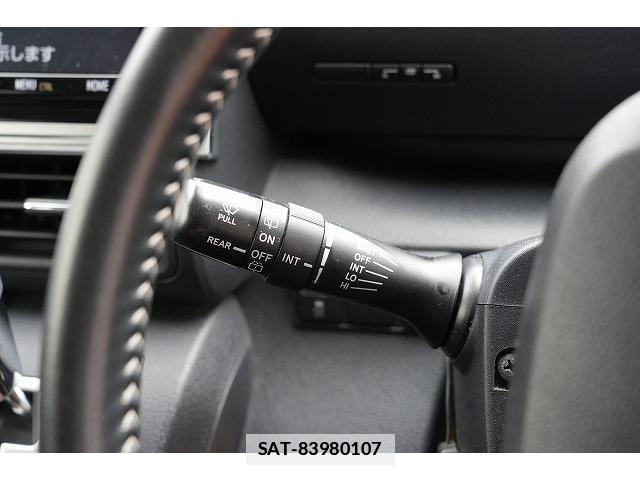 Toyota SIENTA 2020-05 7815756-19