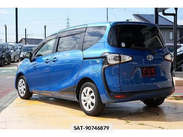 Toyota SIENTA 2016-02 7815786-1