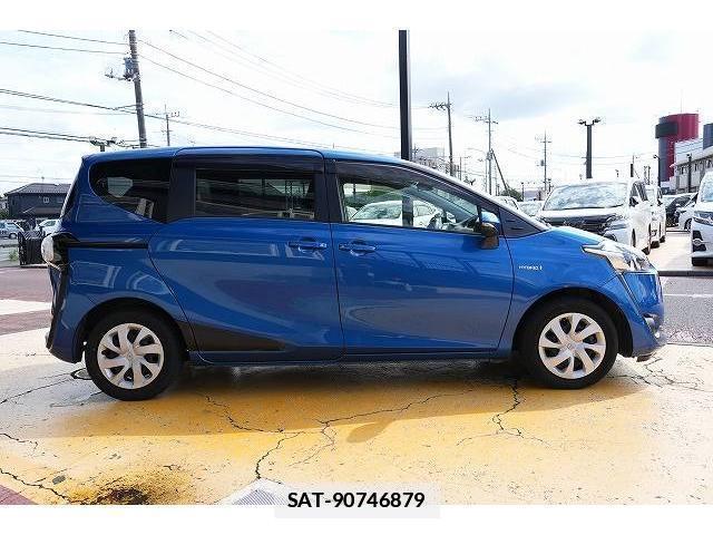 Toyota SIENTA 2016-02 7815786-18