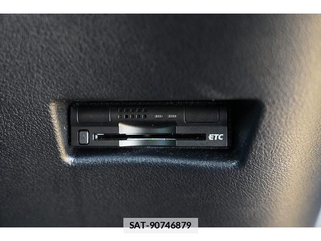 Toyota SIENTA 2016-02 7815786-8