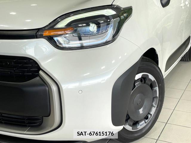 Toyota SIENTA 2023-03 7815947-12