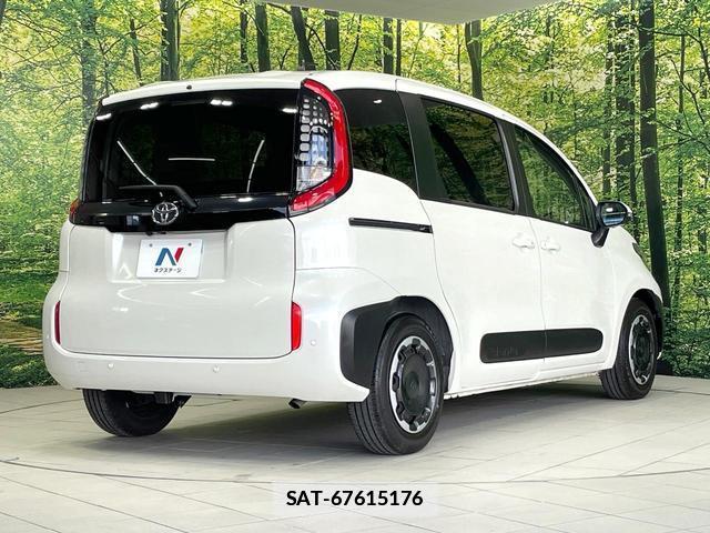 Toyota SIENTA 2023-03 7815947-17
