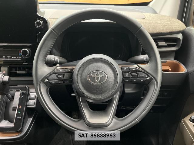 Toyota SIENTA 2024-12 7816318-11