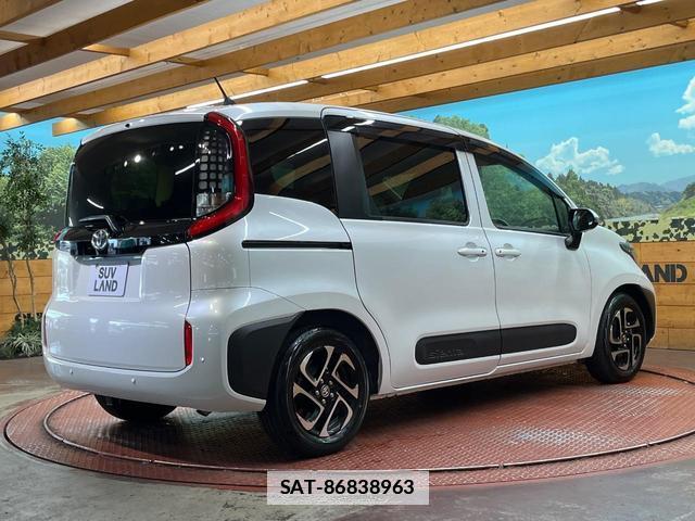 Toyota SIENTA 2024-12 7816318-16