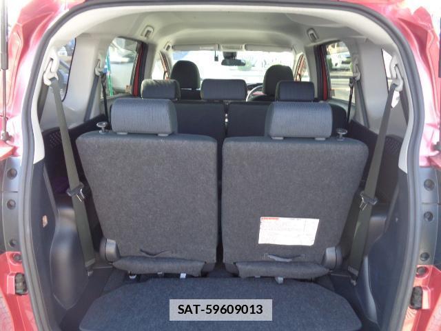 Toyota SIENTA 2018-03 7817131-18