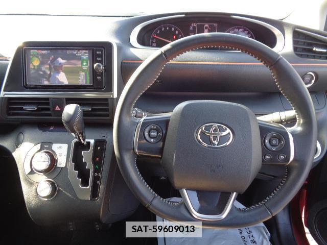 Toyota SIENTA 2018-03 7817131-2