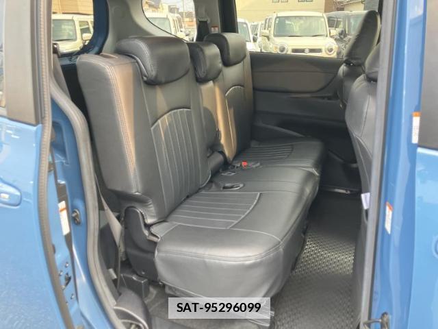 Toyota SIENTA 2022-02 7818162-4