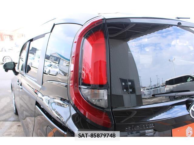 Toyota SIENTA 2023-06 7818187-14