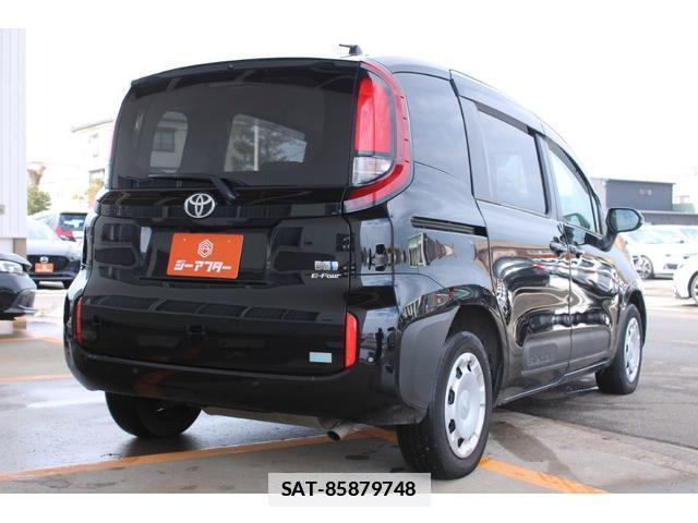 Toyota SIENTA 2023-06 7818187-9