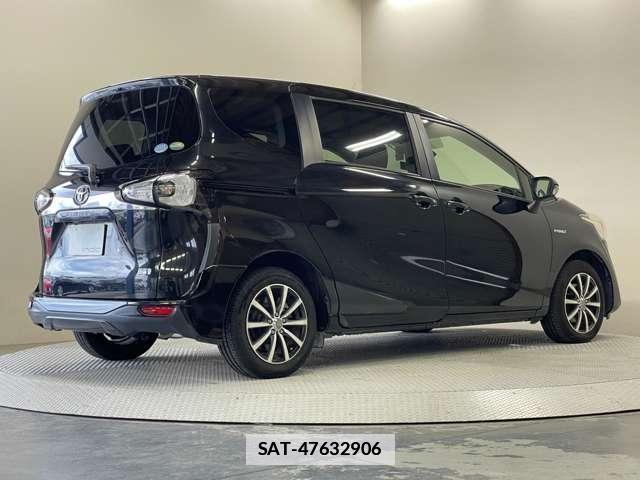 Toyota SIENTA 2016-03 7818289-10