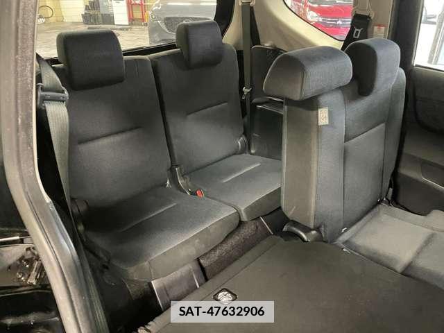 Toyota SIENTA 2016-03 7818289-15