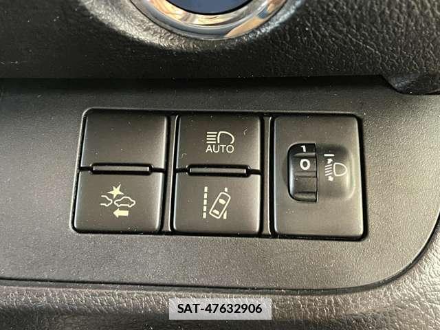 Toyota SIENTA 2016-03 7818289-4
