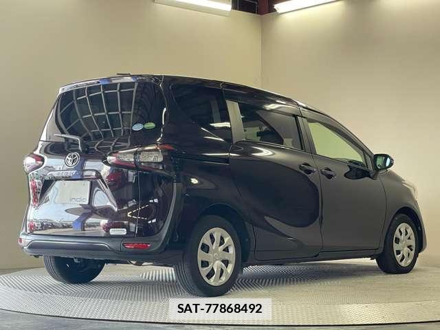 Toyota SIENTA 2018-06 7818409-11