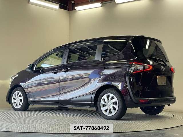 Toyota SIENTA 2018-06 7818409-12