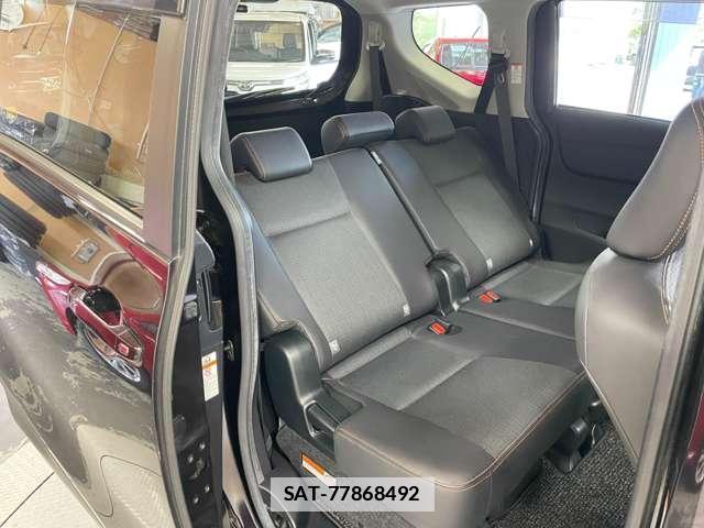 Toyota SIENTA 2018-06 7818409-15