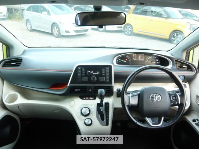 Toyota SIENTA 2017-01 7818809-2