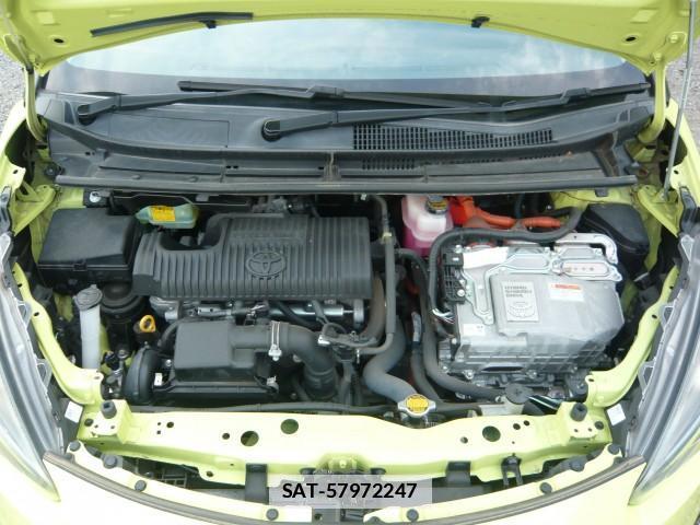 Toyota SIENTA 2017-01 7818809-7