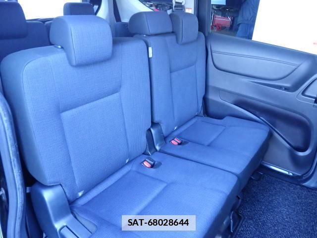 Toyota SIENTA 2015-07 7819554-11