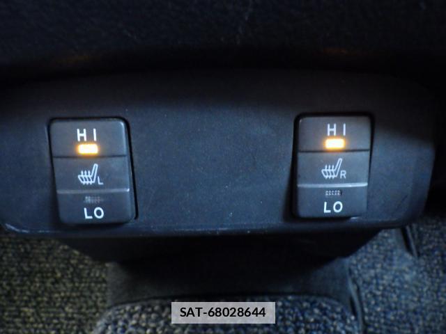 Toyota SIENTA 2015-07 7819554-14