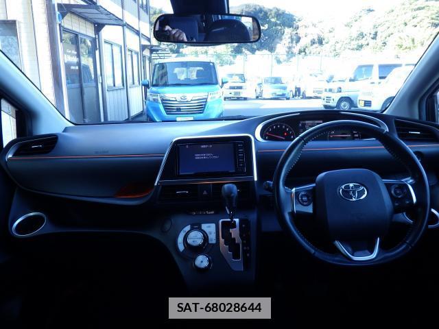 Toyota SIENTA 2015-07 7819554-2