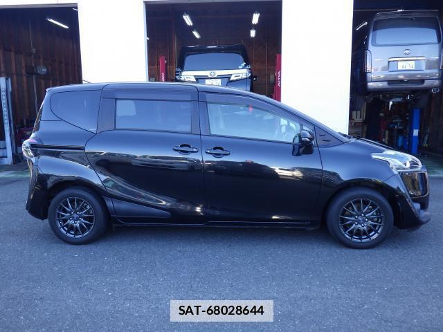 Toyota SIENTA 2015-07 7819554-6