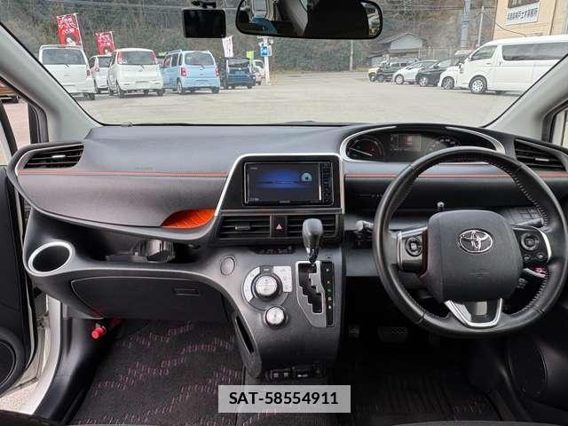 Toyota SIENTA 2021-03 7819586-15