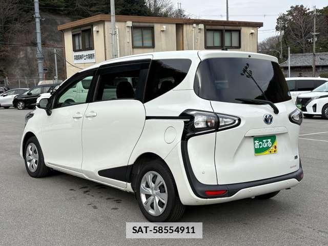 Toyota SIENTA 2021-03 7819586-8