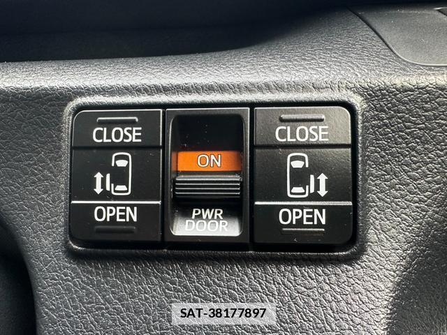 Toyota SIENTA 2020-02 7819786-12