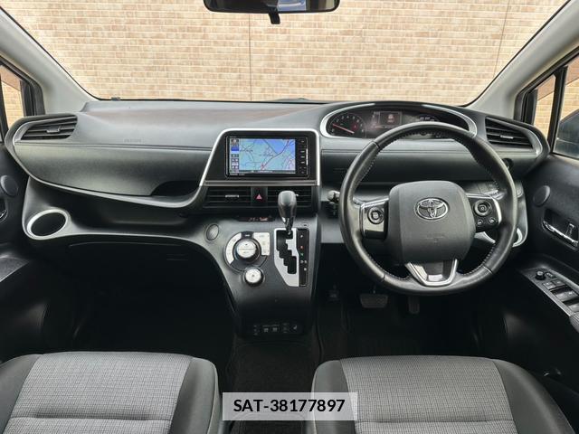 Toyota SIENTA 2020-02 7819786-5