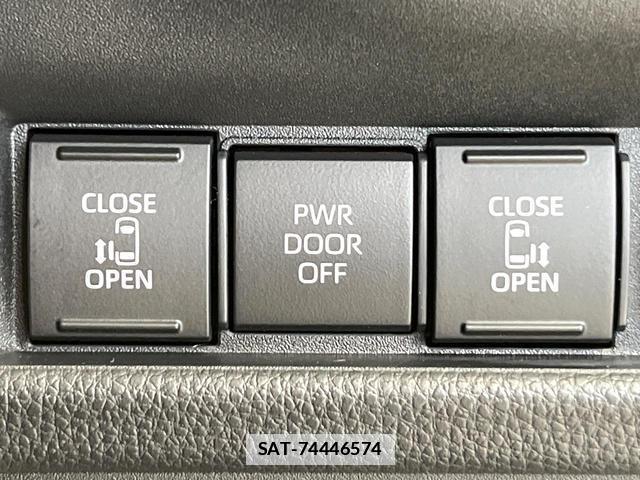 Toyota SIENTA 2026-04 7819831-4