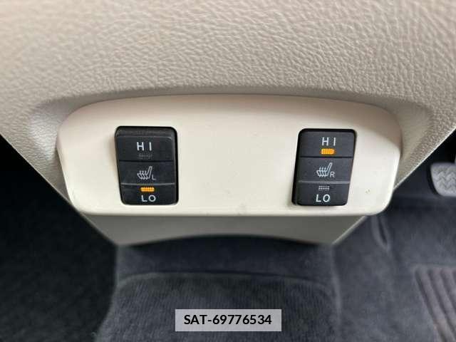 Toyota SIENTA 2015-07 7819858-13