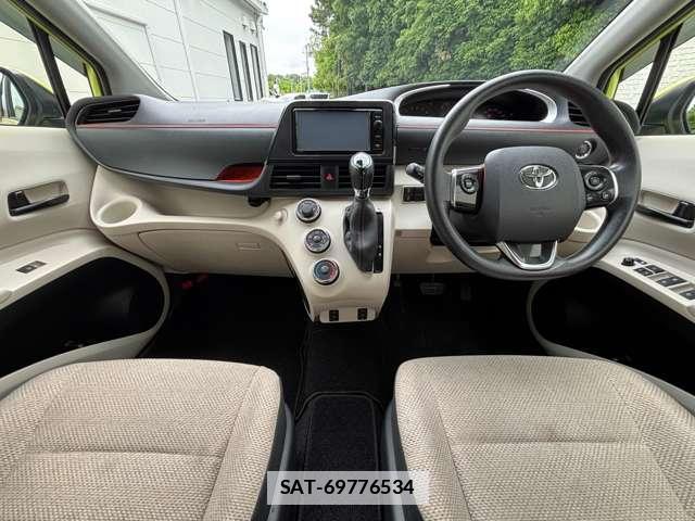 Toyota SIENTA 2015-07 7819858-4