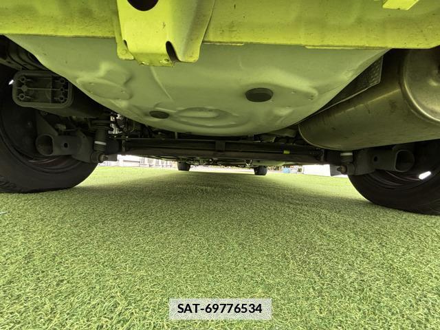 Toyota SIENTA 2015-07 7819858-8