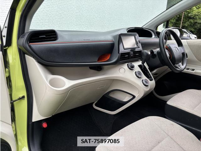 Toyota SIENTA 2015-07 7819913-10