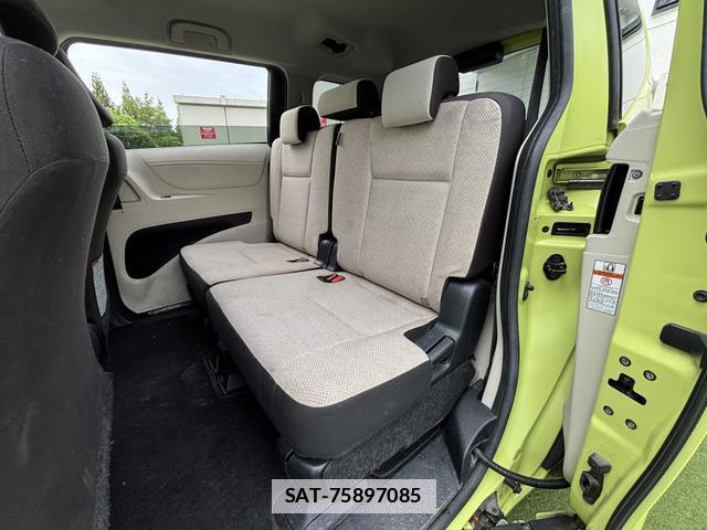 Toyota SIENTA 2015-07 7819913-12