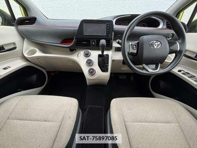 Toyota SIENTA 2015-07 7819913-4