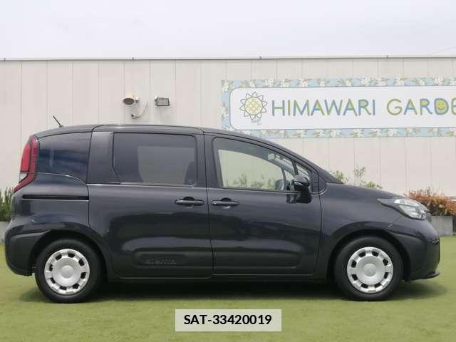 Toyota SIENTA 2023-04 7819939-18
