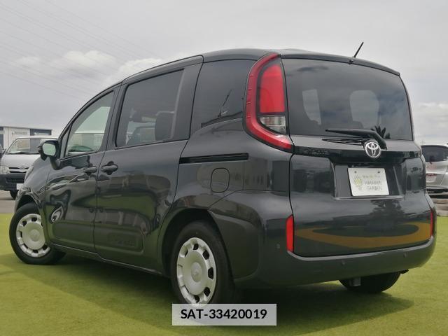 Toyota SIENTA 2023-04 7819939-3