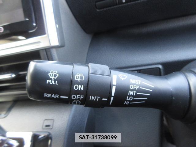 Toyota SIENTA 2020-05 7820521-1